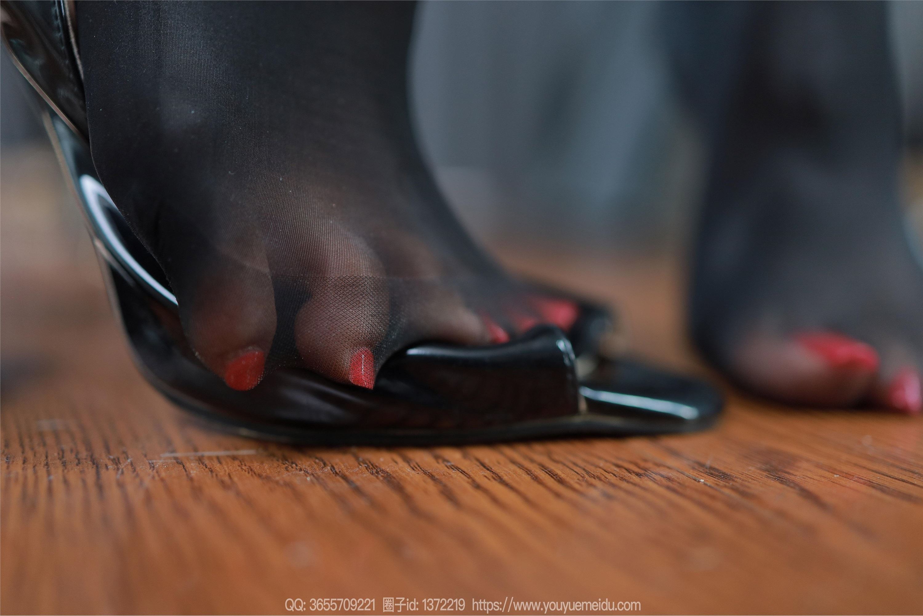 IESS异思趣向  2024.08.12 丝享家 1818 娇娇《油亮黑丝》